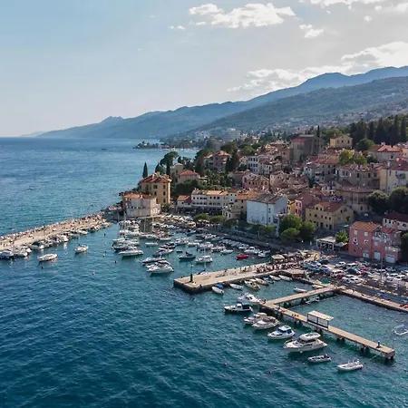 Apartment Premium With Beautiful Sea View, Short Walk To The Sea Opatija