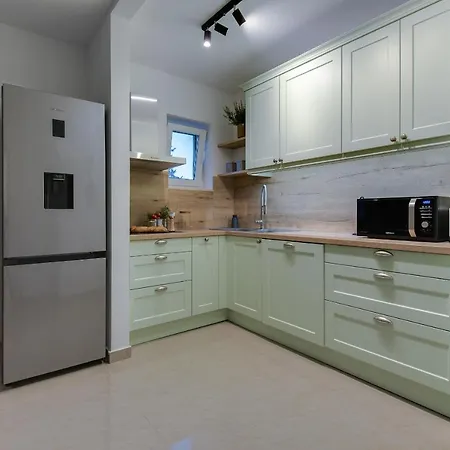 Premium With Beautiful Sea View, Short Walk To The Sea * Опатія