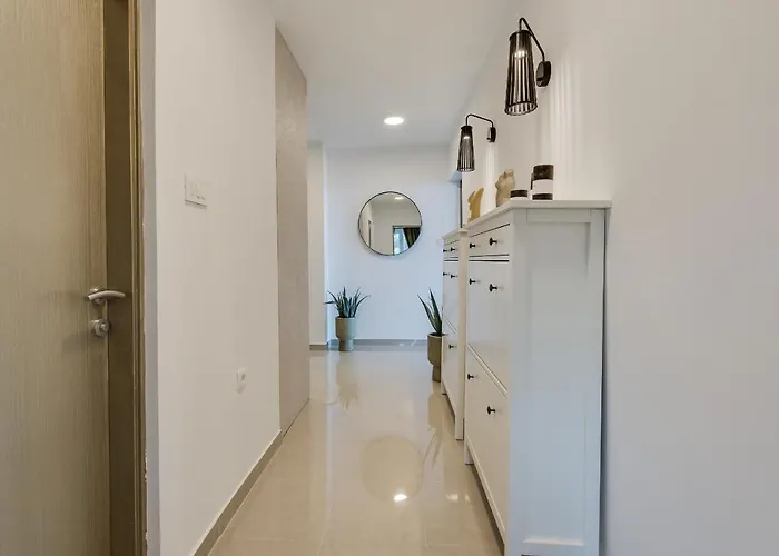 Premium With Beautiful Sea View, Short Walk To The Sea * Opatija